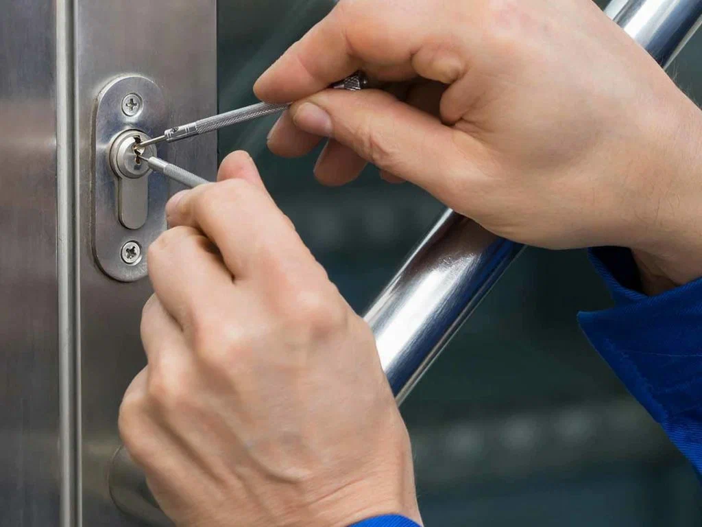 commercial-lock-installation